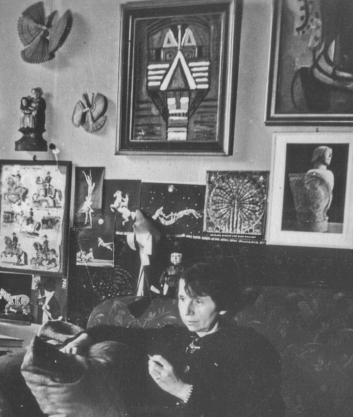 Jeanne Mammen um 1946-47 im Atelier